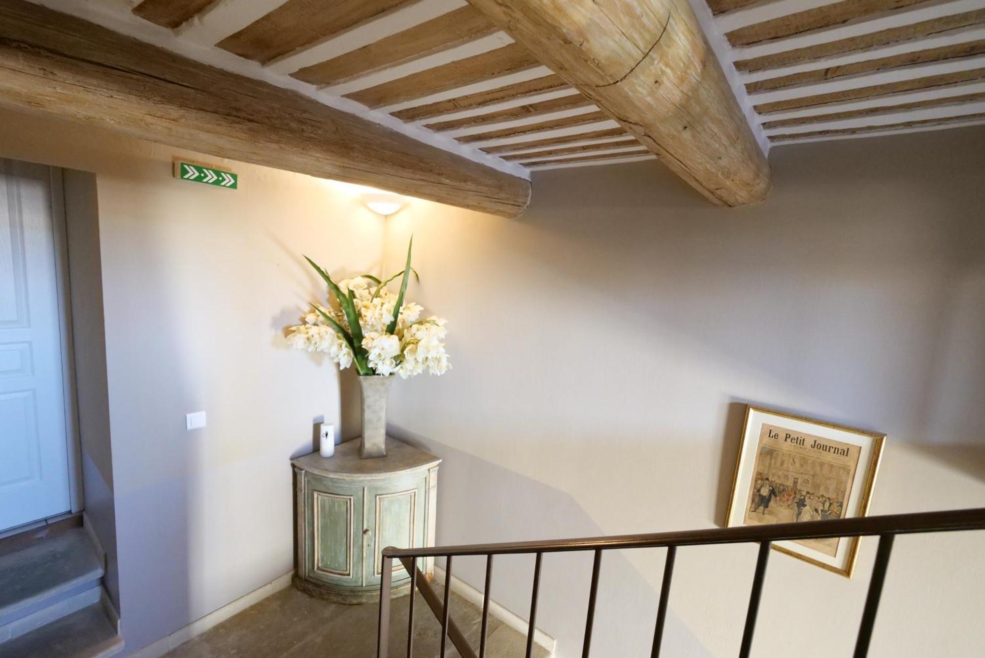 Chambres Du Vieux Bistrot Cabrières-dʼAvignon Екстериор снимка