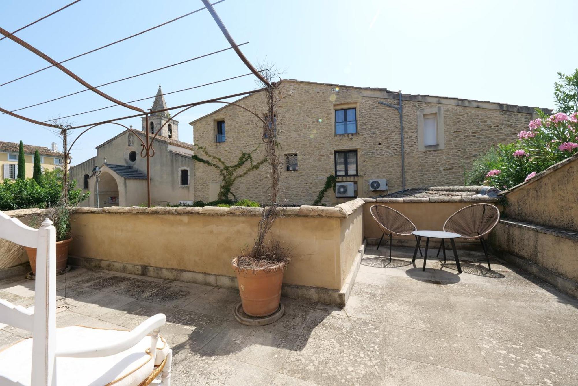Chambres Du Vieux Bistrot Cabrières-dʼAvignon Екстериор снимка
