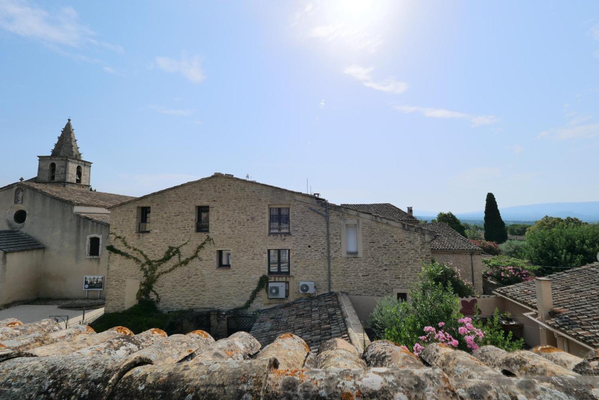Chambres Du Vieux Bistrot Cabrières-dʼAvignon Екстериор снимка